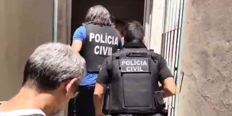 Homem é preso por suspeita de estuprar criança e adolescente em Touros