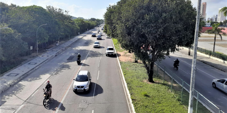 Proprietários de veículos com placas finais 1 e 2 devem pagar licenciamento nesta quinta (8) e sexta (9)