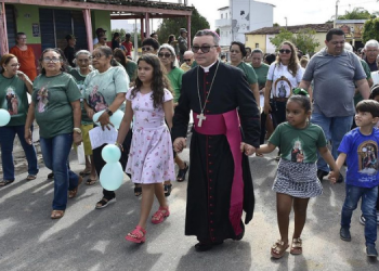 Dom Francisco de Sales é recepcionado em primeiras paróquias do RN
