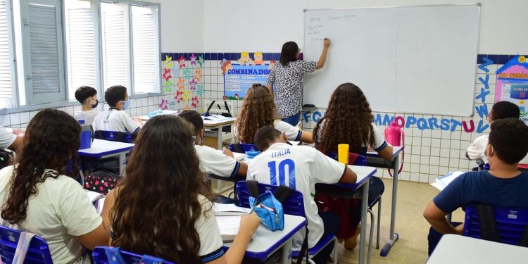 Prefeitura de Mossoró convoca profissionais aprovados em Processo Seletivo da Educação