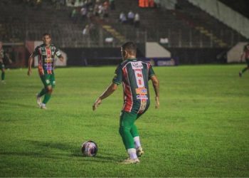 Baraúnas enfrenta o América neste domingo (25)