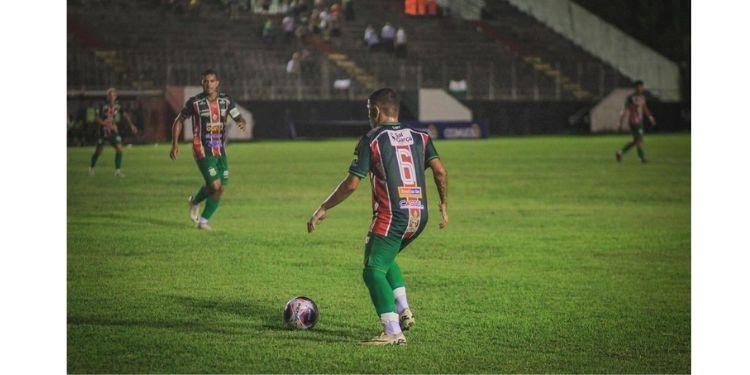 Baraúnas enfrenta o América neste domingo (25)