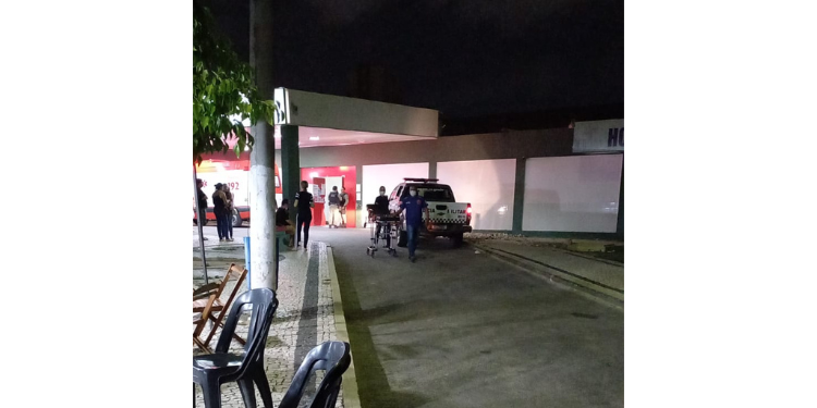 Homem baleado no Santa Delmira morre no Hospital Tarcísio Maia 