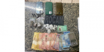 Dupla é presa por tráfico de drogas no Bairro Barrocas em Mossoró