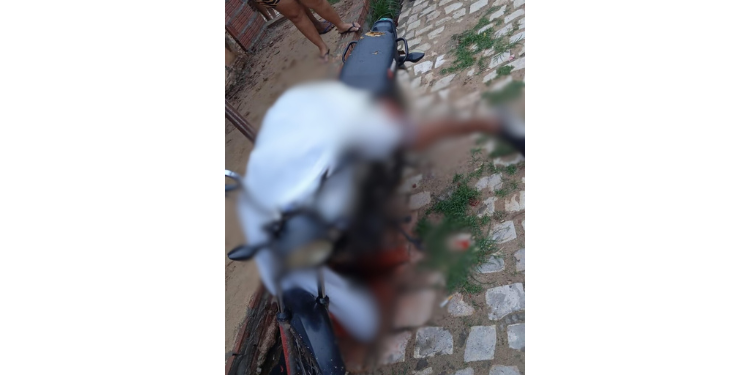 Homem é morto a tiros quando saía de bar em Pendências 