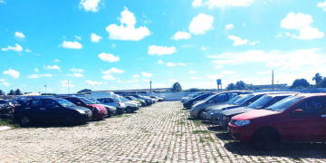 Detran leiloa 150 veículos e 33 lotes de sucata na quarta-feira (28)