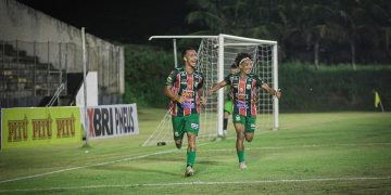 Baraúnas vence Força e Luz e se classifica para a semifinal do 1º turno