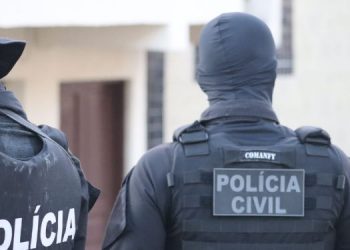 Dois suspeitos por tráfico de drogas são presos em Parelhas