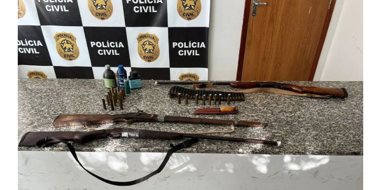 Polícia prende dois homens por posse ilegal de arma de fogo no interior do RN