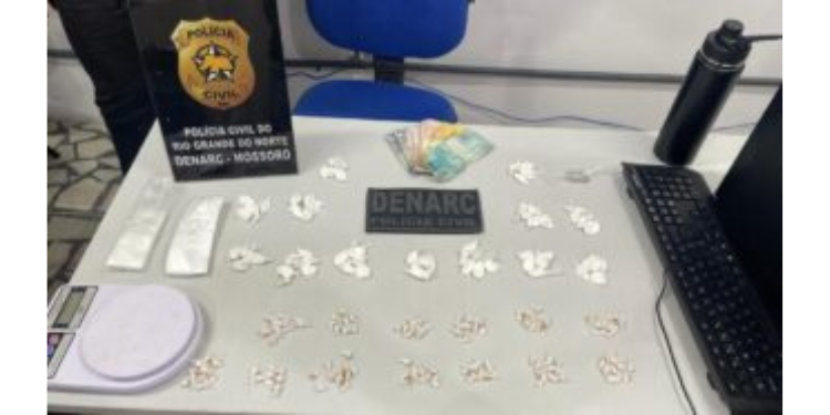 Polícia apreende porções de cocaína e crack no Dom Jaime Câmara em Mossoró