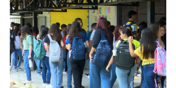 Pé-de-Meia: estudantes nascidos em março e abril recebem R$ 200 nesta quarta (27)