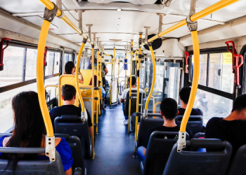 Prefeitura disponibiliza transporte público para aula inaugural do Programa “Jovem do Futuro”