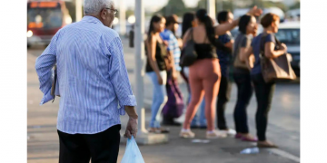 Governo antecipa décimo terceiro de aposentados e pensionistas