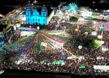 São João de Assú terá Léo Santana e Wesley Safadão; veja programação completa