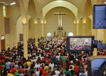 Missas da Ceia do Senhor com Lava-pés acontecem nesta quinta (28)