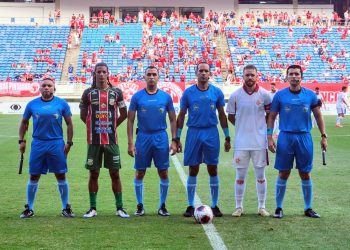 Baraúnas empata sem gols com América na Arena das Dunas