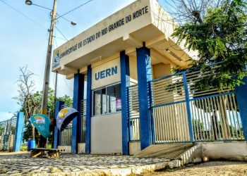 19 mil candidatos realizam as provas do Concurso da UERN neste domingo (21) em Mossoró