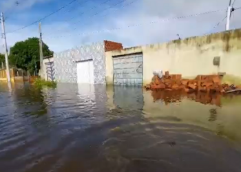 Cosern suspende fornecimento de energia em Ipanguaçu devido cheia do Açude Pataxó