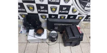 Polícia recupera material roubado e prende suspeitos em Mossoró