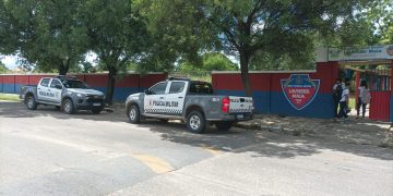 Bandidos armados roubam celulares na Escola Estadual Doutor Lavoisier Maia