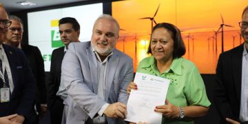 Governo do RN e Petrobras assinam memorando para projeto piloto offshore