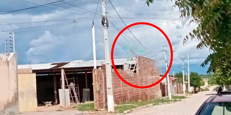 Homem morre após cair de telhado enquanto trabalhava em Felipe Guerra