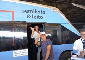 Casal que passou cinco dias dormindo na rodoviária de Mossoró consegue embarcar