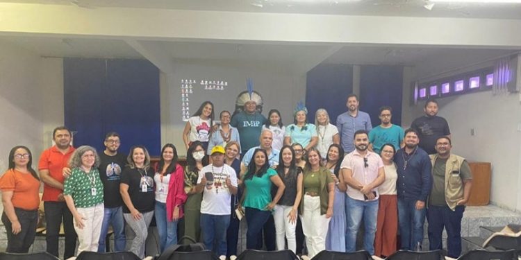 Sesap e Funai discutem situação do povo venezuelano Warao em Mossoró