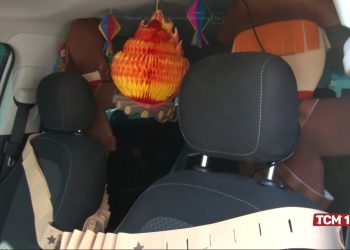 Motorista de aplicativo decora carro para período junino em Mossoró