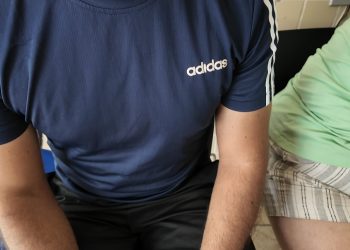 “Veículo estava na contramão e em alta velocidade na João da Escóssia”, relata casal de ciclistas