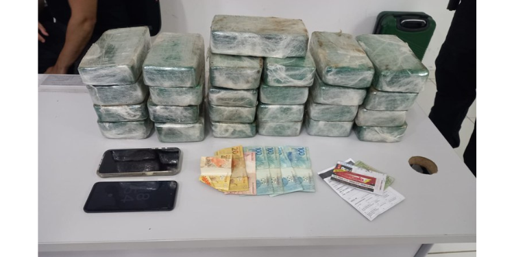 Carga de cocaína avaliada em mais de R$ 3 milhões é apreendida em São José de Mipibu 