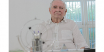 Morre Emerson Azevedo, fundador do Colégio Mater Christi