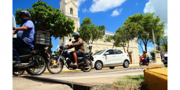 Prefeitura informa sobre intervenção parcial na rua Alfredo Fernandes para serviços de drenagem