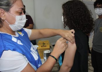 Uern oferece vacina contra a influenza das 17h às 20h