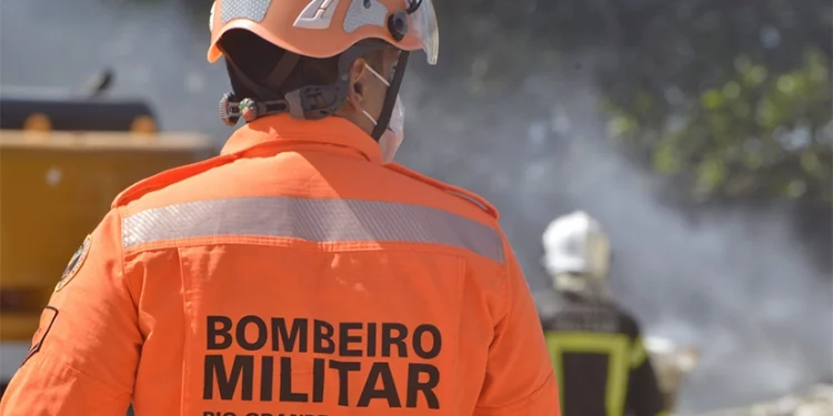 RN anuncia envio de bombeiros e equipamentos para o RS