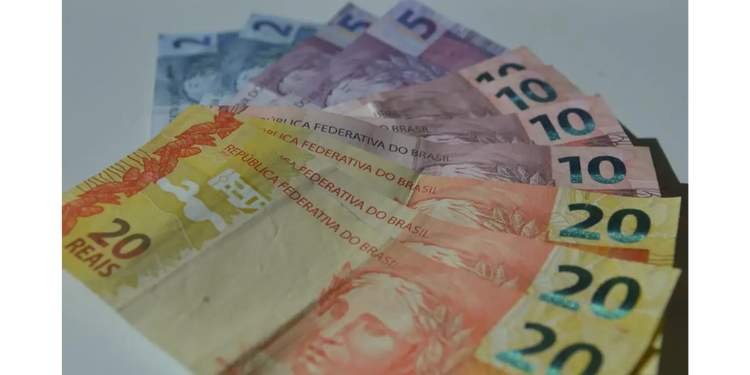 Caixa libera abono do PIS/Pasep para nascidos em julho e agosto