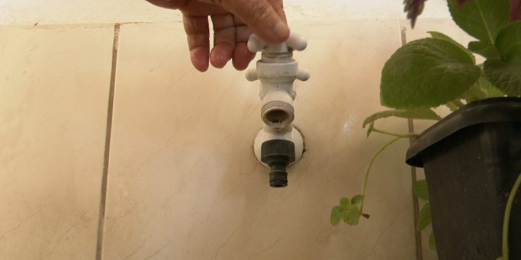 Abastecimento de água é suspenso em Baraúna e comunidades próximas devido a vandalismo