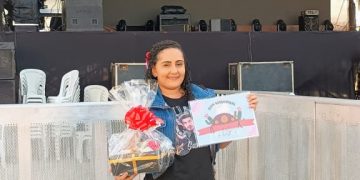 Fãs de Luan Santana aguardam na Estação desde as primeiras horas da manhã