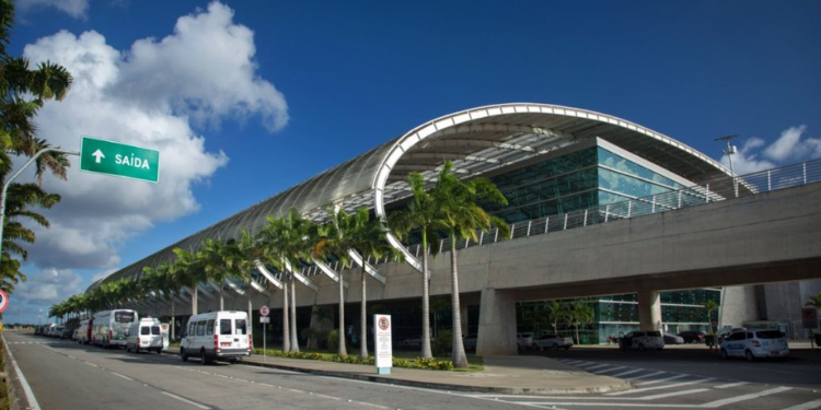 Sesap informa sobre remoção de passageiros de voo após turbulência em Natal