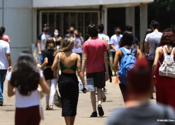 Inscrições para vagas remanescentes do Fies 2024 encerram nesta segunda-feira (1)