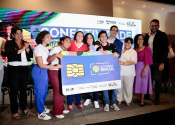 Programa Internet Brasil distribui mais de 7 mil chips de internet para estudantes do Rio Grande do Norte