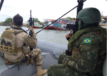 Marinha do Brasil realiza operação no litoral do RN e CE