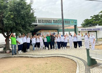 Funcionários da JMT Service entram em greve por atraso no pagamento de salários em Mossoró