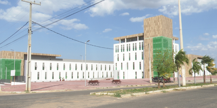 Governadora Fátima Bezerra acompanha expansão do Hospital da Mulher em Mossoró neste sábado (10)