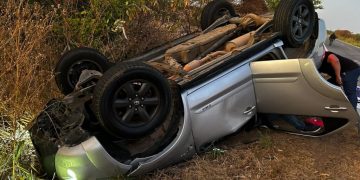 Capotamento é registrado na BR 405