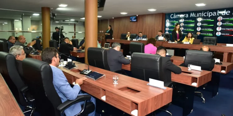 Sessões da Câmara Municipal serão retomadas nesta terça (6)