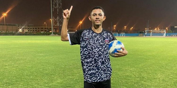 Meia Wilson fala sobre chegada ao futebol do Kuwait: “oportunidade da minha vida”