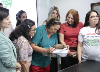 Governo convoca 472 novos servidores e anuncia realização de concurso para a Saúde