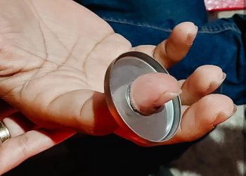 Bombeiros de Mossoró removem fechadura presa em dedo