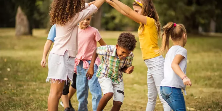Momento Saúde: por que crianças precisam brincar?